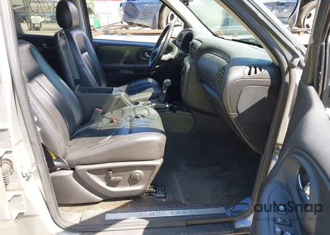 2005 Chevrolet Trailblazer Lt from USA, damaged, VIN 1GNDT13S952312199